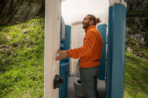 Portable Toilet Options We Offer in Nashwauk, MN
